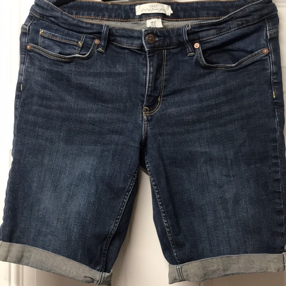 H&M Pants - H&M Bermuda stretch jean shorts